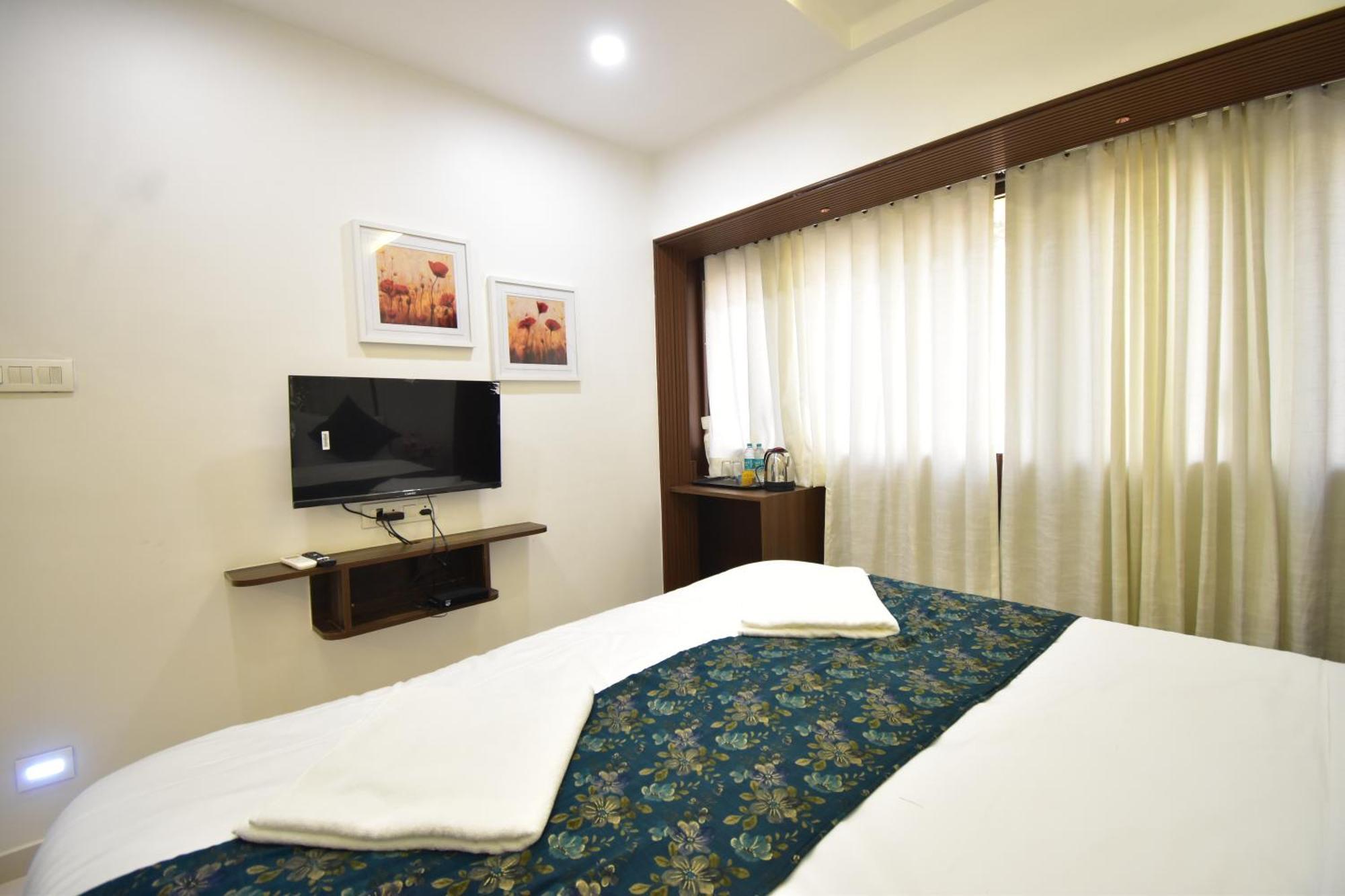 Urban Nest Hotel - Mumbai — Photos 2